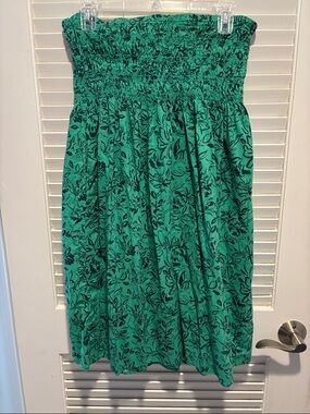 Size Medium Strapless Smocked Green Floral Sundress